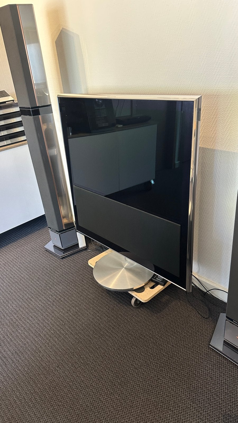 Bang en Olufsen Beovision 10-40 MK2 B&O, LED, Gdpr@bang-olufsen.dk, Bang & Olufsen Allé 1, DK-7600 Struer, Denemarken, Zo goed als nieuw