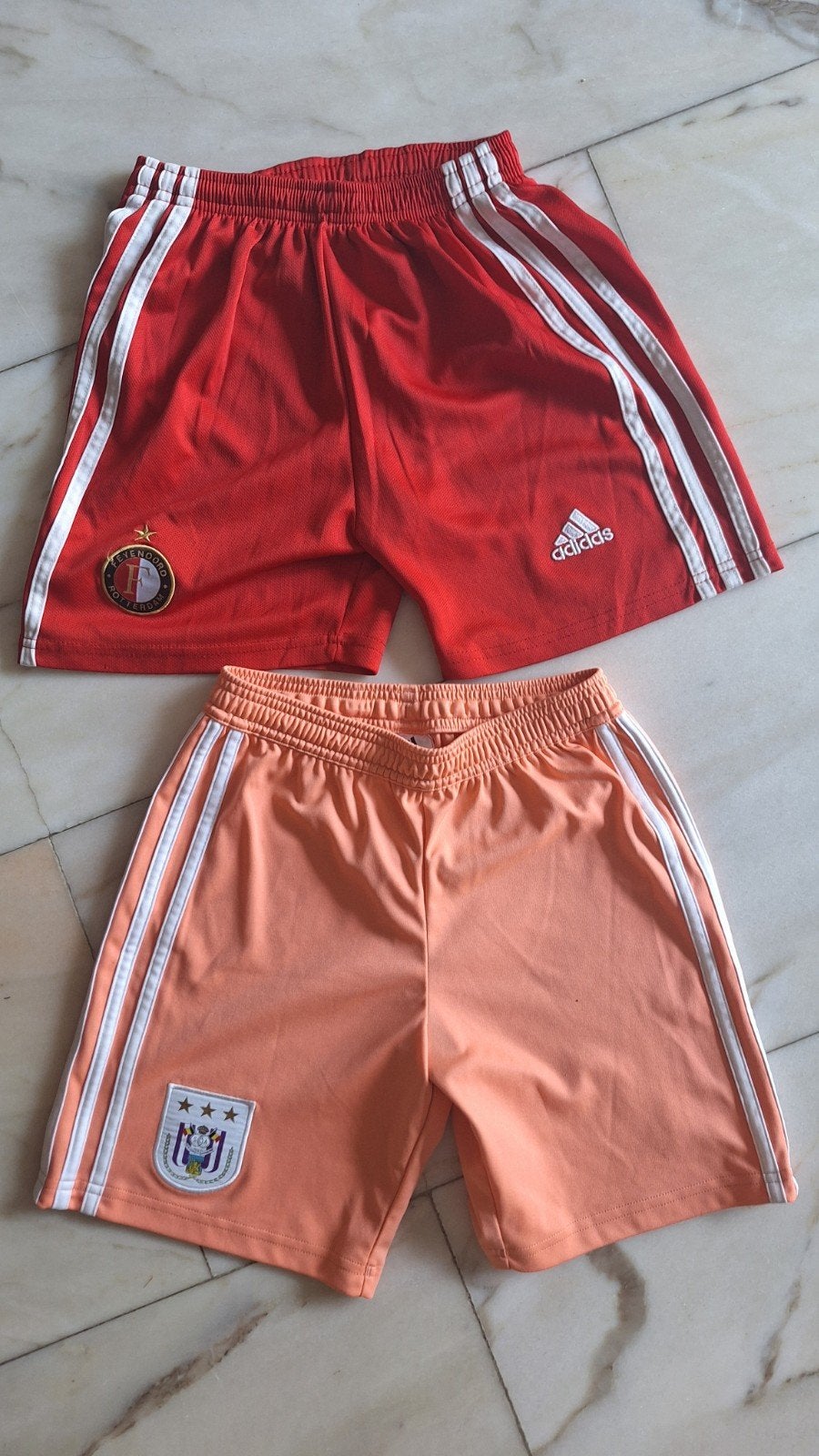 Adidas sportbroekjes (Feyenoord en Anderlecht), Adidas, Gebruikt, Sport- of Zwemkleding, Ophalen of Verzenden