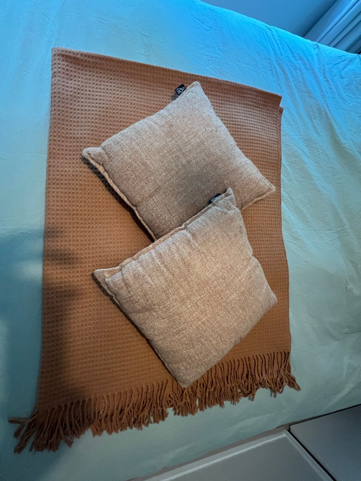 Bruine/terra wafel deken met franjes en twee kussens, Ophalen, Bruin, Met print, Vierkant