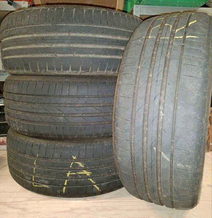 Hankook Ventus Evo SUV Banden, zo goed als nieuw!, Auto-onderdelen, Banden en Velgen, Gebruikt, 235 mm, Band(en), Terreinwagen