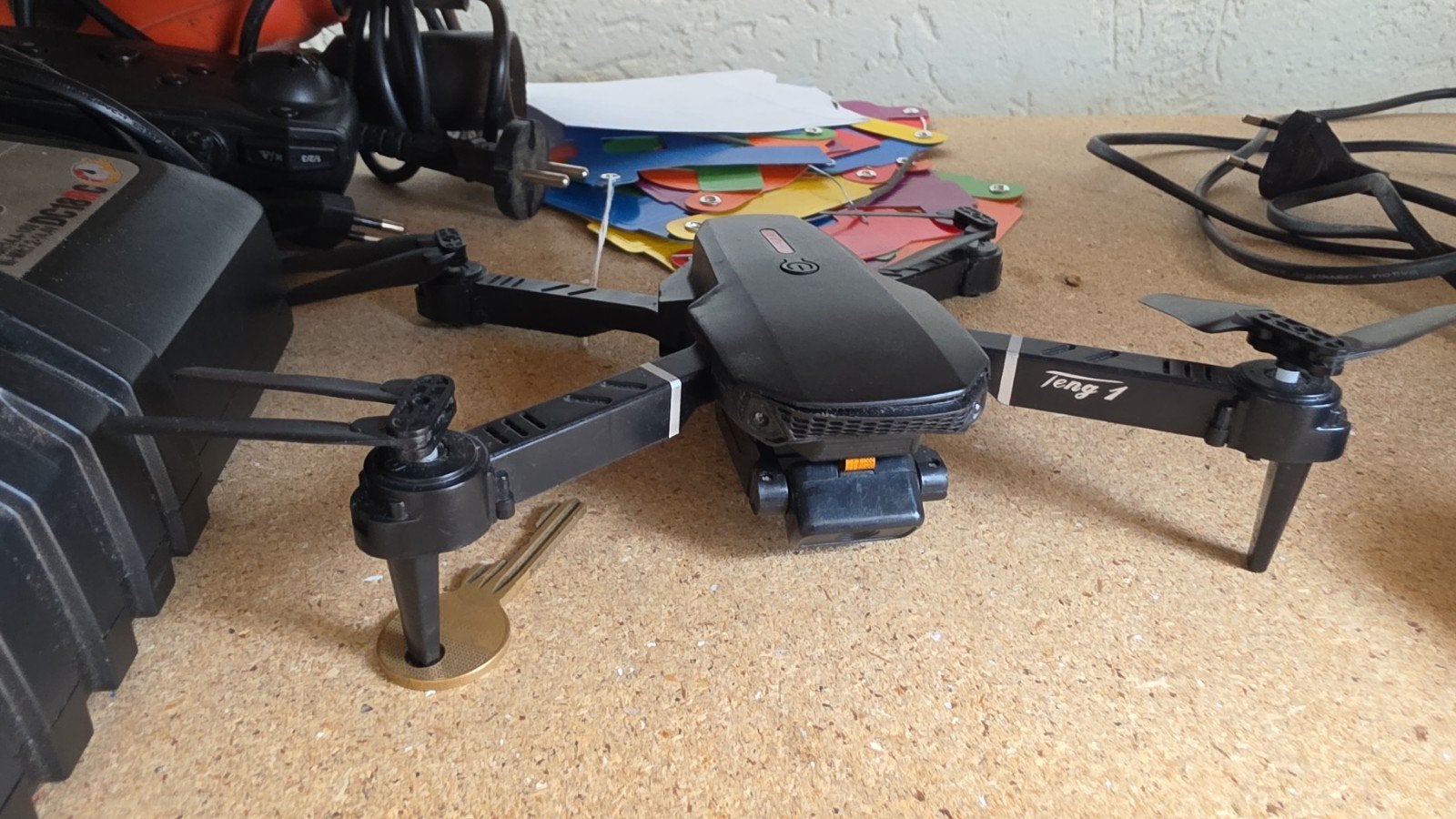 Kleine drone, Hobby en Vrije tijd, Modelbouw | Radiografisch | Helikopters en Quadcopters, Ophalen, Gebruikt, Elektro, Met camera