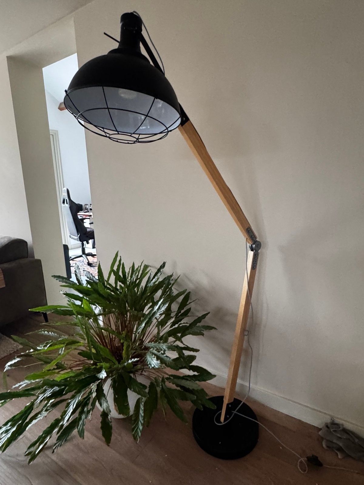 Staande lamp industrieel (staal & hout) 1,85m, Ophalen, Gebruikt, Hout, 150 tot 200 cm