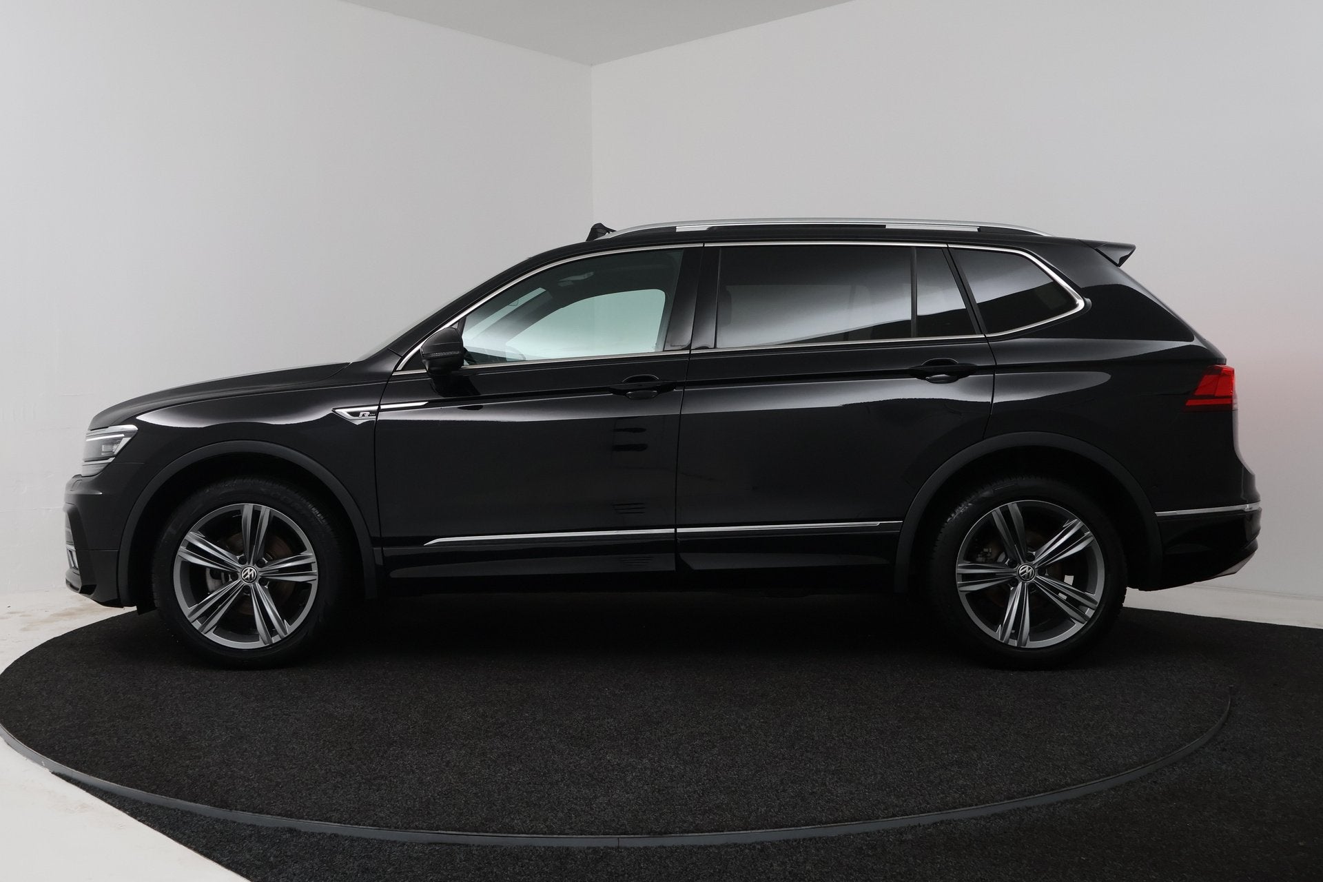 Volkswagen Tiguan Allspace 1.5 TSI Highline Business R 7p (P, Auto's, 150 pk, Origineel Nederlands, Bedrijf, SUV of Terreinwagen