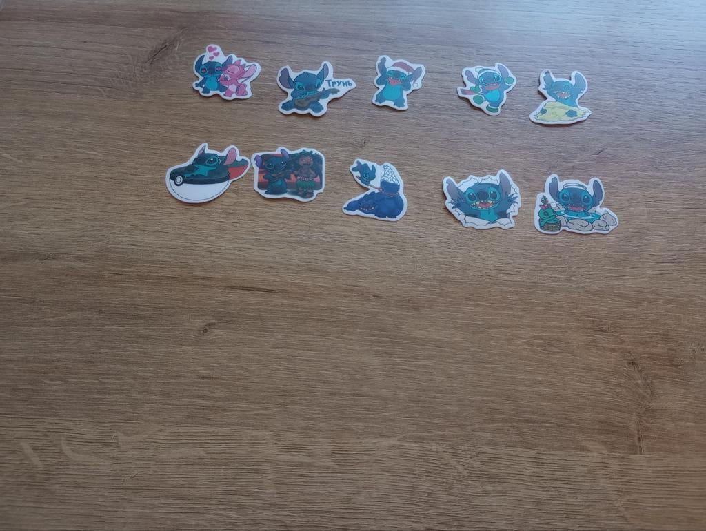 10 verschillende Lilo en Stitch stickers, Ophalen of Verzenden, Nieuw, Meerdere stickers