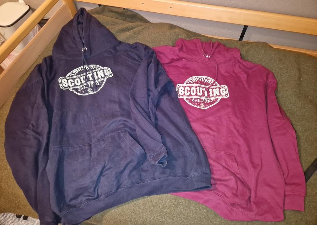 2 Scouting hoodies maat 5XL en rugzak, Verzamelen, Scouting, Ophalen of Verzenden, Zo goed als nieuw, Kleding