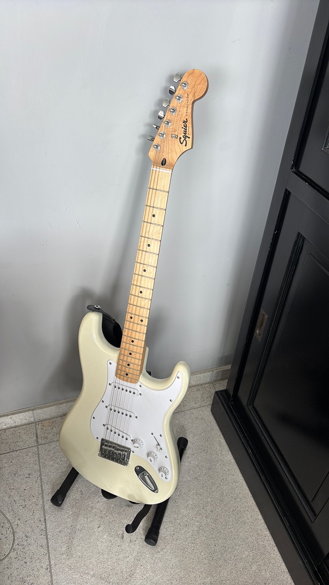 Guitar Squier Fender, Ophalen, Zo goed als nieuw, Solid body, Fender