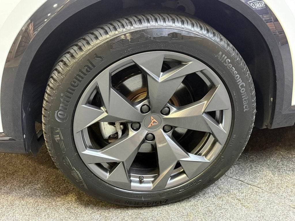 Cupra Formentor 1.5 TSI e-Hybrid Business Black-line 360 cam, Auto's, Cupra, Automatische klimaatregeling, 4 cilinders, Leder en Stof