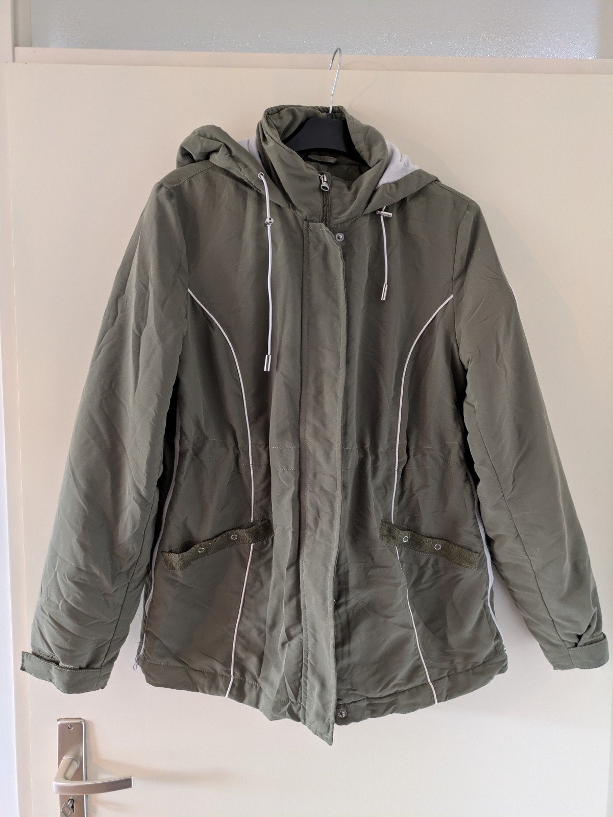 Groene zwangerschapsjas met capuchon Mt38 - BPC, Kleding | Dames, Positiekleding, Gedragen, Jasje of Colbert, Maat 38/40 (M), Groen