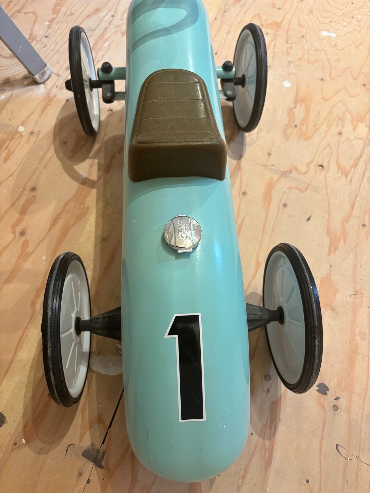 Retro Roller Loopauto - Mintgroen met nummer 1, Kinderen en Baby's, Speelgoed | Buiten | Voertuigen en Loopfietsen, Ophalen, Gebruikt