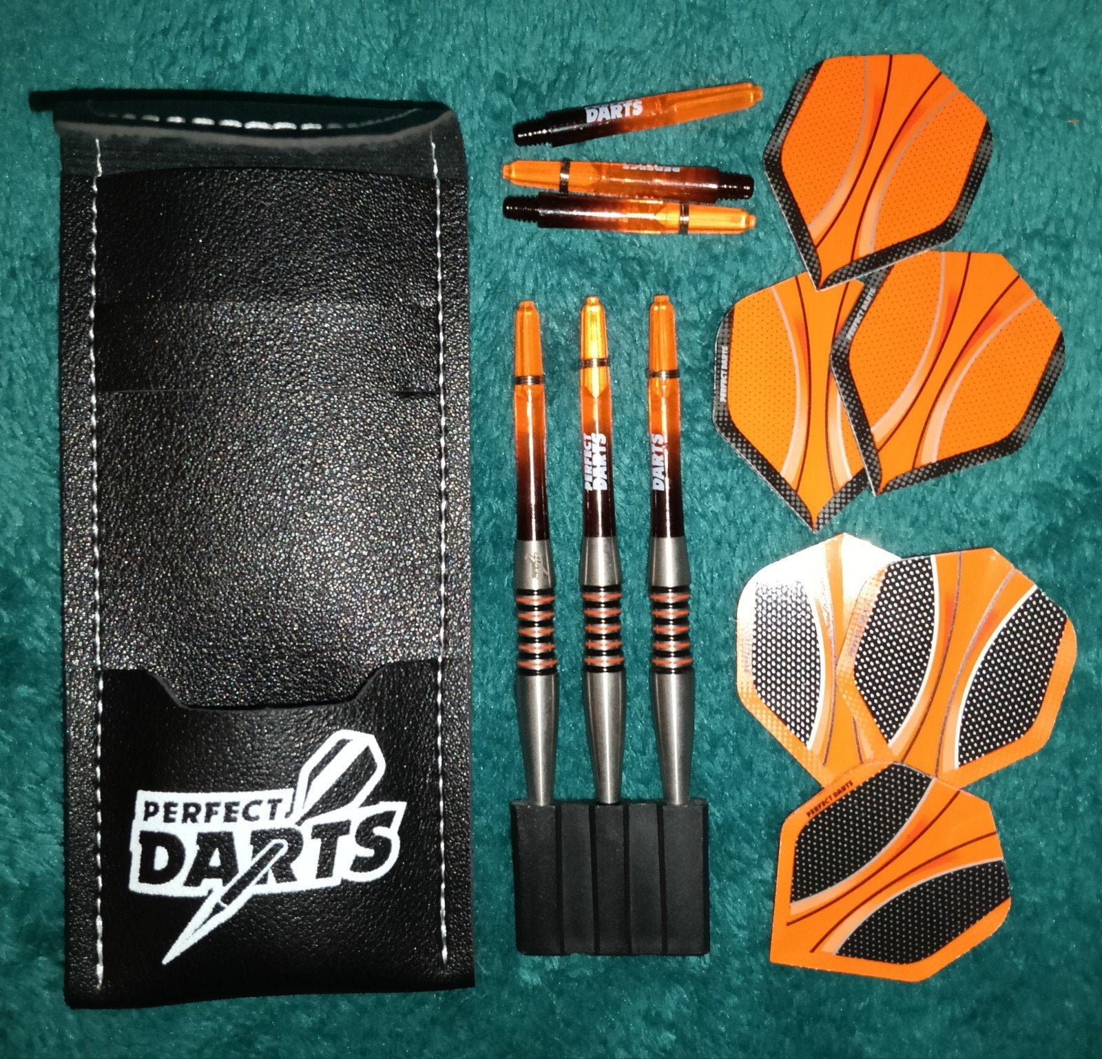 Perfect Darts 22 gram Solar Fox 1, Ophalen of Verzenden, Zo goed als nieuw, Pijlen