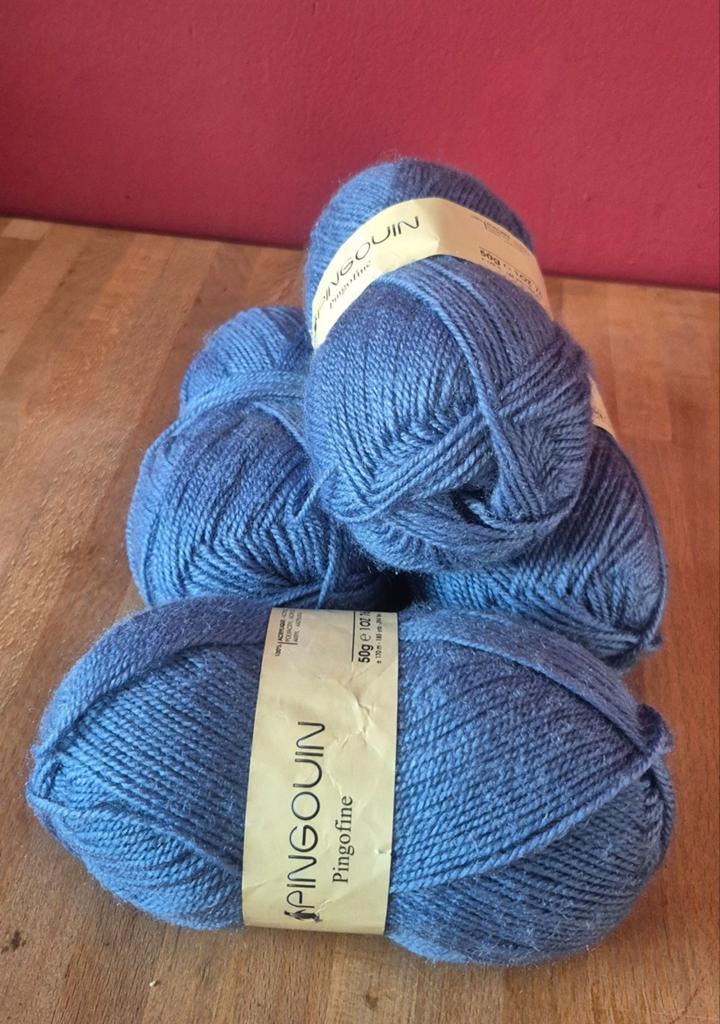 4 bollen Pinguin Pingofine garen - Denim blauw, Hobby en Vrije tijd, Breien en Haken, Ophalen of Verzenden