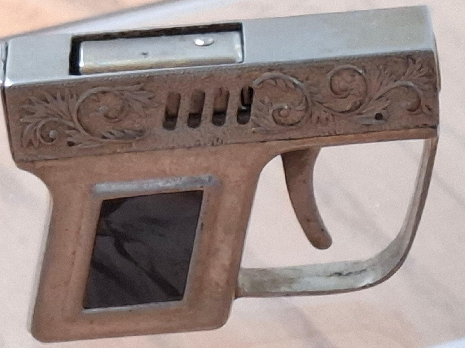 Vintage pistool aansteker - werkt goed, Verzenden, Gebruikt, Aansteker