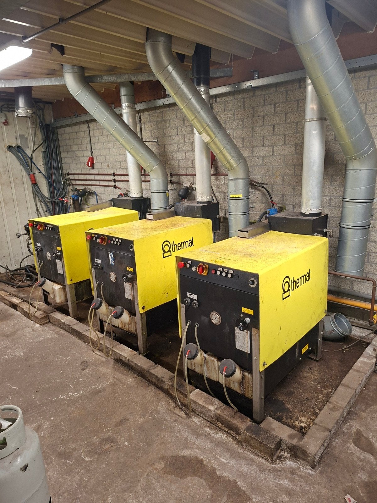 3x Thermat Eco Aardgas Heaters (2018) met 5000L, Ophalen of Verzenden