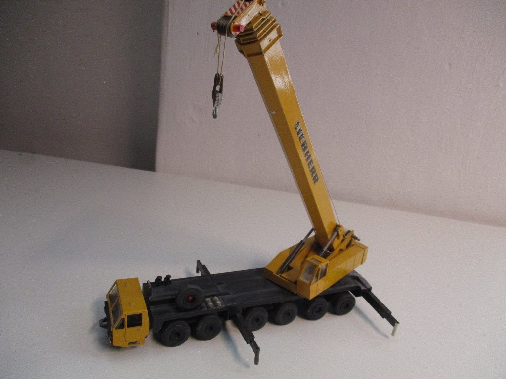 Conrad/ Gescha Liebherr telescoopkraan( schademodel), Hobby en Vrije tijd, Modelauto's | 1:50, Ophalen of Verzenden, Gebruikt