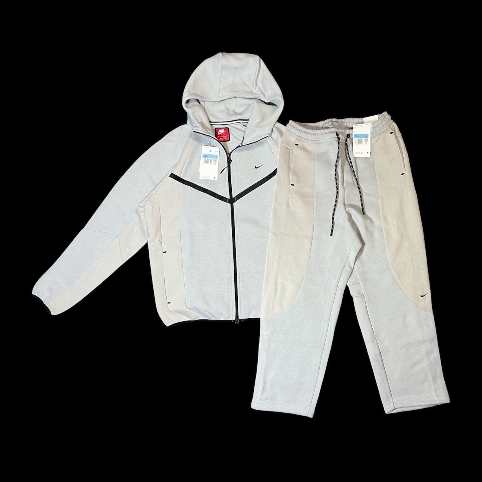 Nike Tech Fleece Pro Full Tracksuit – Light Beige / Size M, Kleding | Heren, Sportkleding, N, N, Maat 48/50 (M), Nieuw