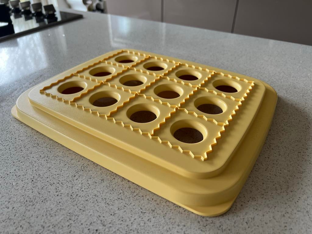 Tupperware Raviolimaker - nooit gebruikt., Ophalen of Verzenden, Zo goed als nieuw