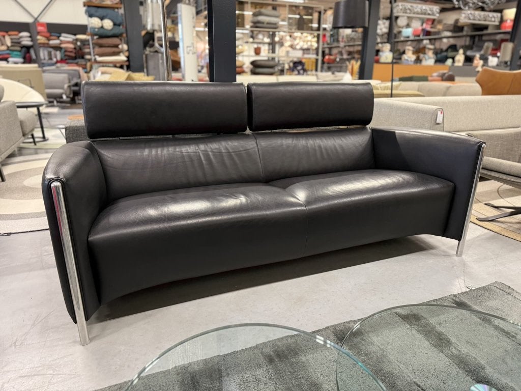 Als nieuw Leolux Goncharov Bank zwart leer Design, Leolux, Info@leolux.nl, 150 tot 200 cm, Driepersoons