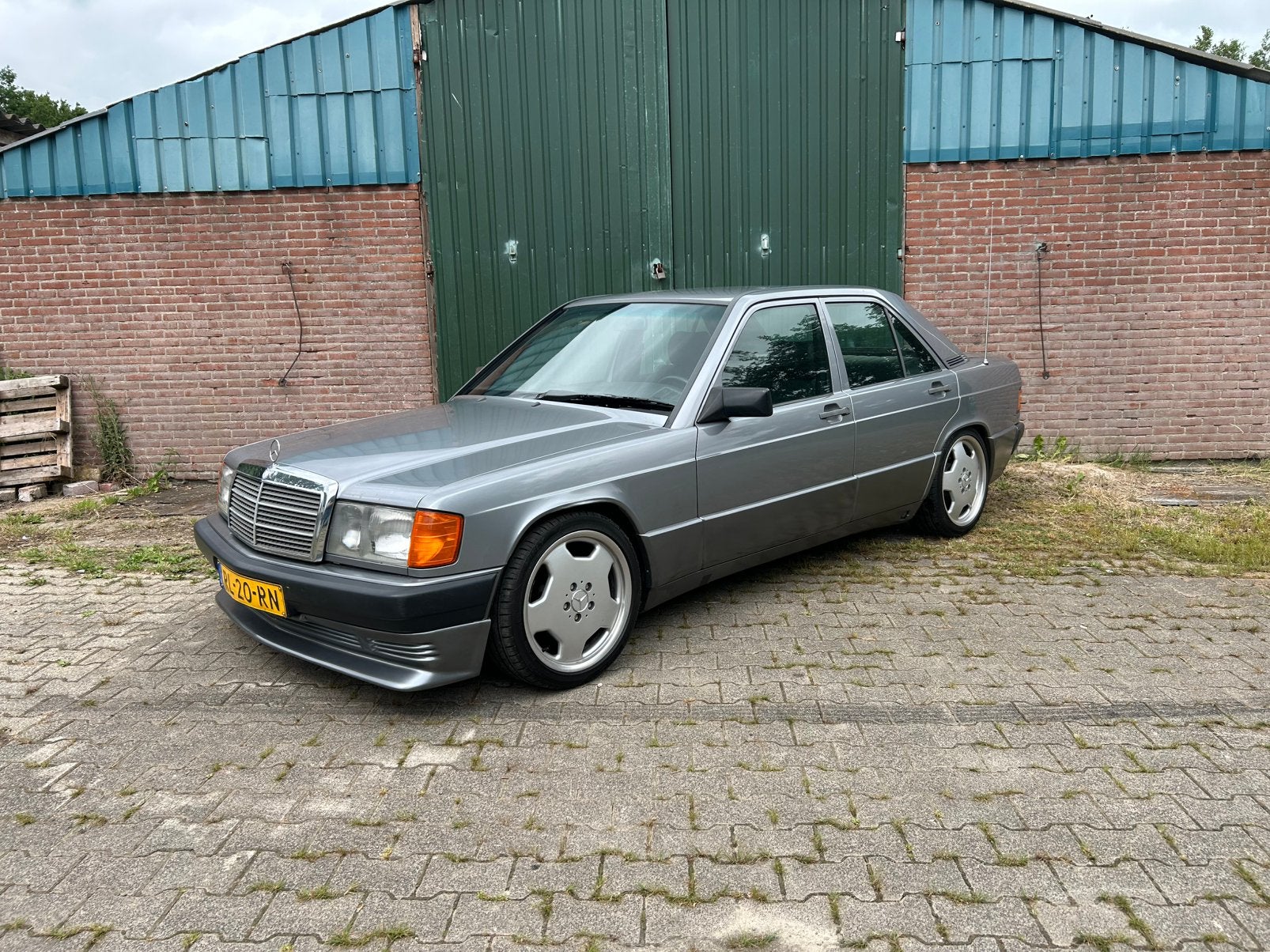Mercedes-Benz 190-Serie 2.0 E 1987 2e eigenaar!, Auto's, Mercedes-Benz, 1097 kg, 4 cilinders, Origineel Nederlands, 123 pk
