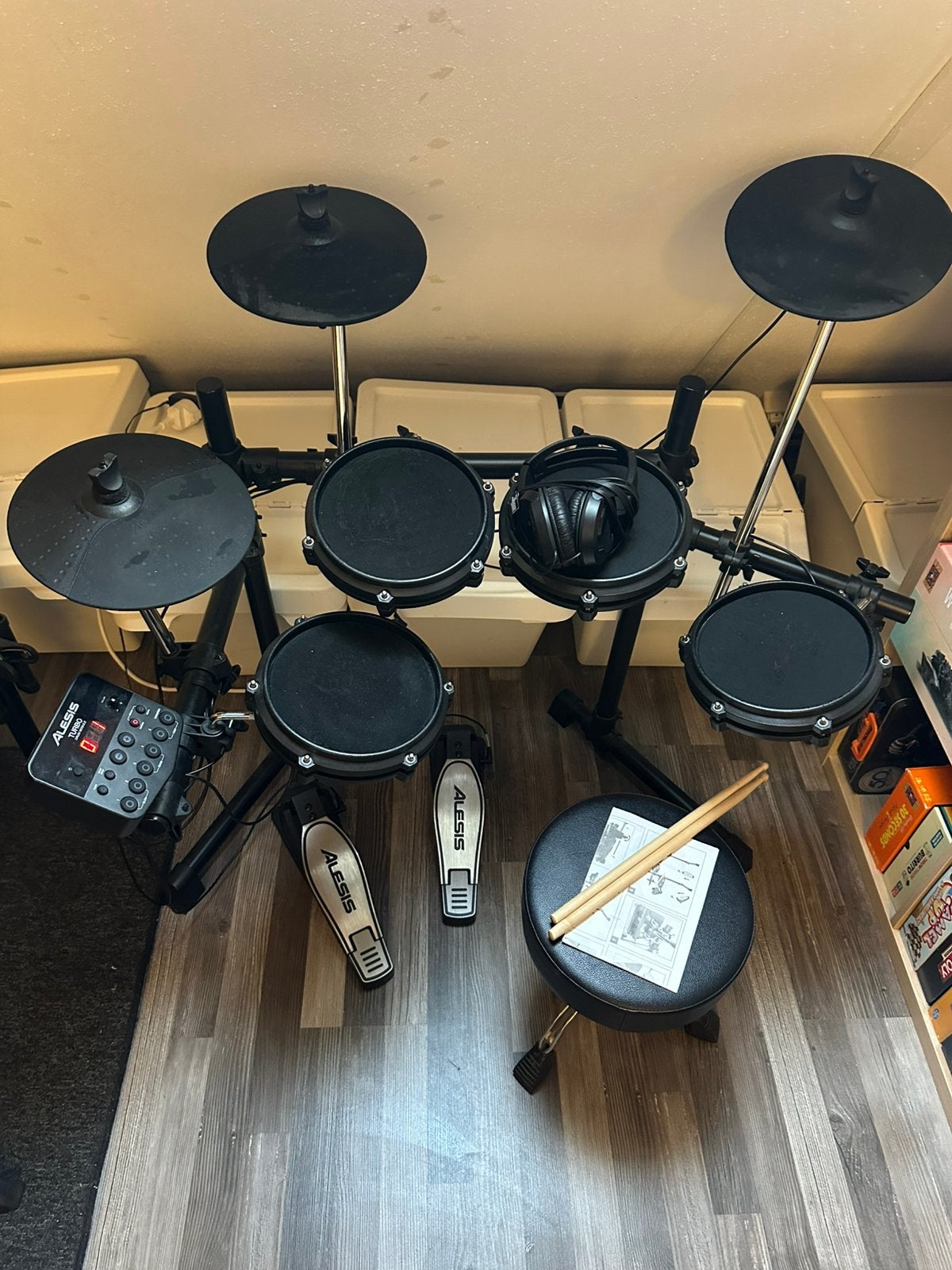 ALESIS Turbo Mesh Kit (gaasvellen) elektronisch drumstel, Ophalen, Zo goed als nieuw, Trommel