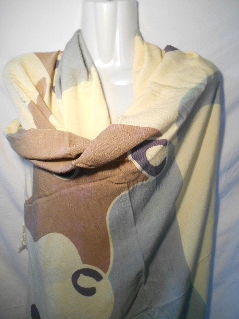 Aparte en supergrote omslagdoek/ pareo in bijzonder design, Verzenden, Zo goed als nieuw, Maat 46/48 (XL) of groter, Sjaal
