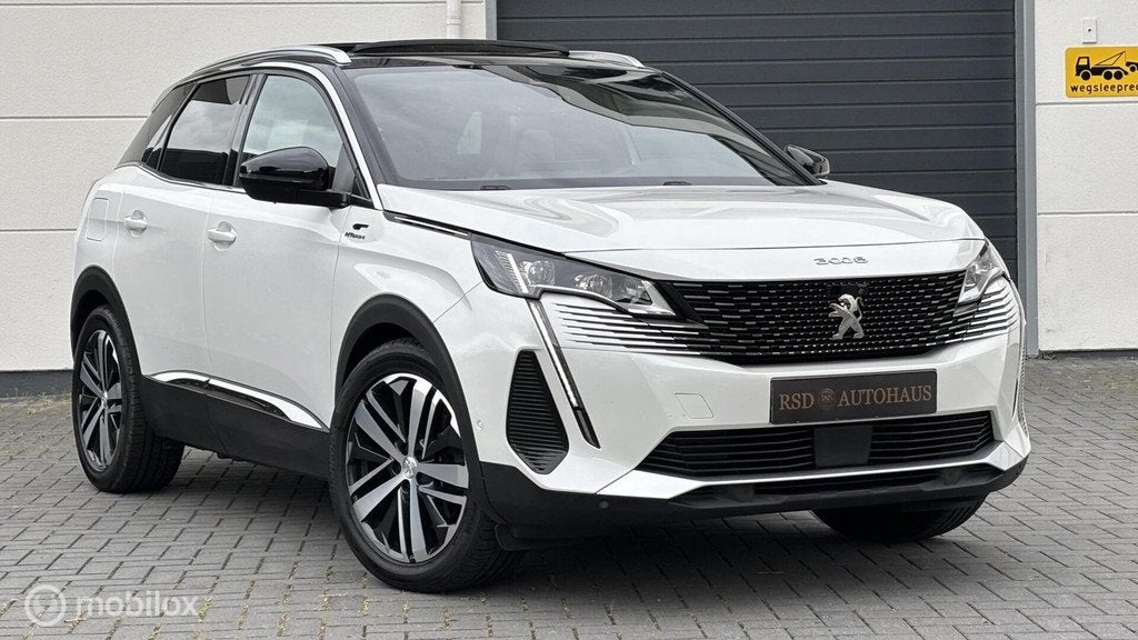 Peugeot 3008 1.6 HYbrid4 300 GT PANODAK,trekhaak,vol opties!, Automaat, Gebruikt, 4 cilinders, Wit