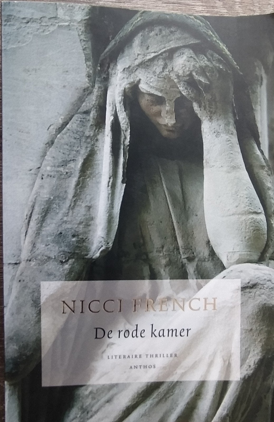 De Rode Kamer - Nicci French (Literaire thriller), Boeken, Ophalen of Verzenden, Zo goed als nieuw, Nicci French