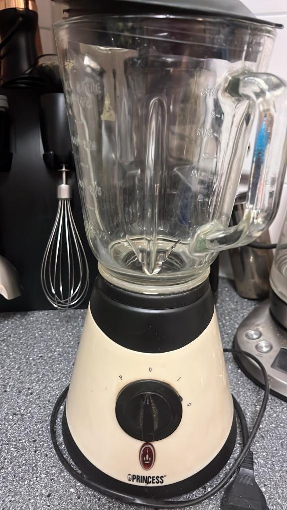 Princess Blender klein, Witgoed en Apparatuur, Keukenmixers, Minder dan 1 liter, Ophalen, Gebruikt, 2 snelheden