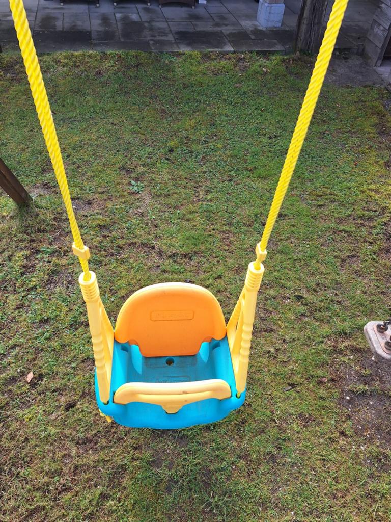Kleurrijke babyschommel 3 in 1 voor buiten voor oa baby, Kinderen en Baby's, Speelgoed | Buiten | Speeltoestellen, Ophalen, Gebruikt