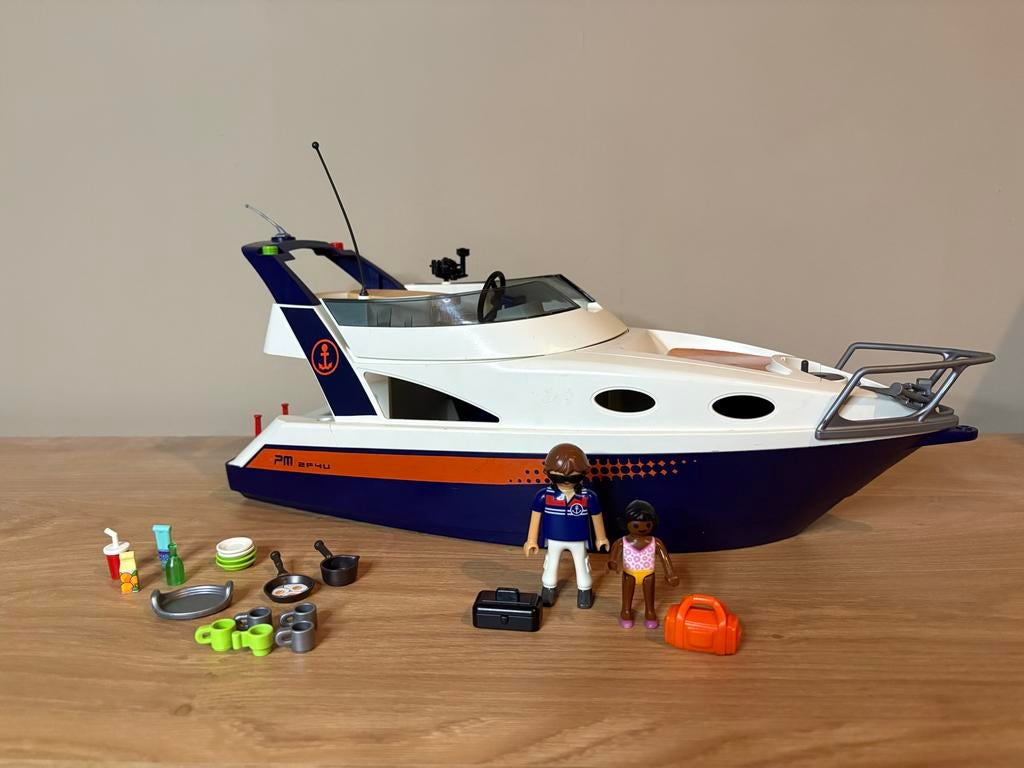 Playmobil Luxe jacht (5205) met figuren en accessoires, Ophalen of Verzenden, Gebruikt, Jongen of Meisje
