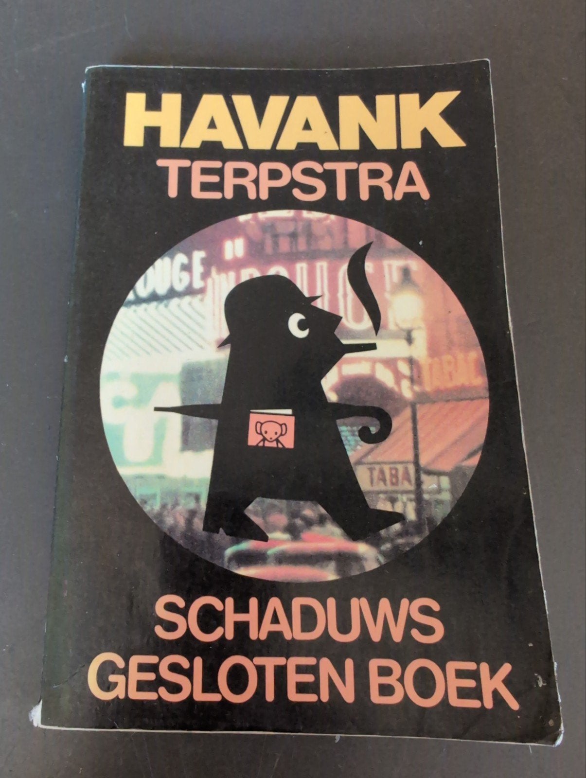 Havank / P. Terpstra - Schaduws gesloten boek, Boeken, Detectives, Ophalen of Verzenden, Gelezen