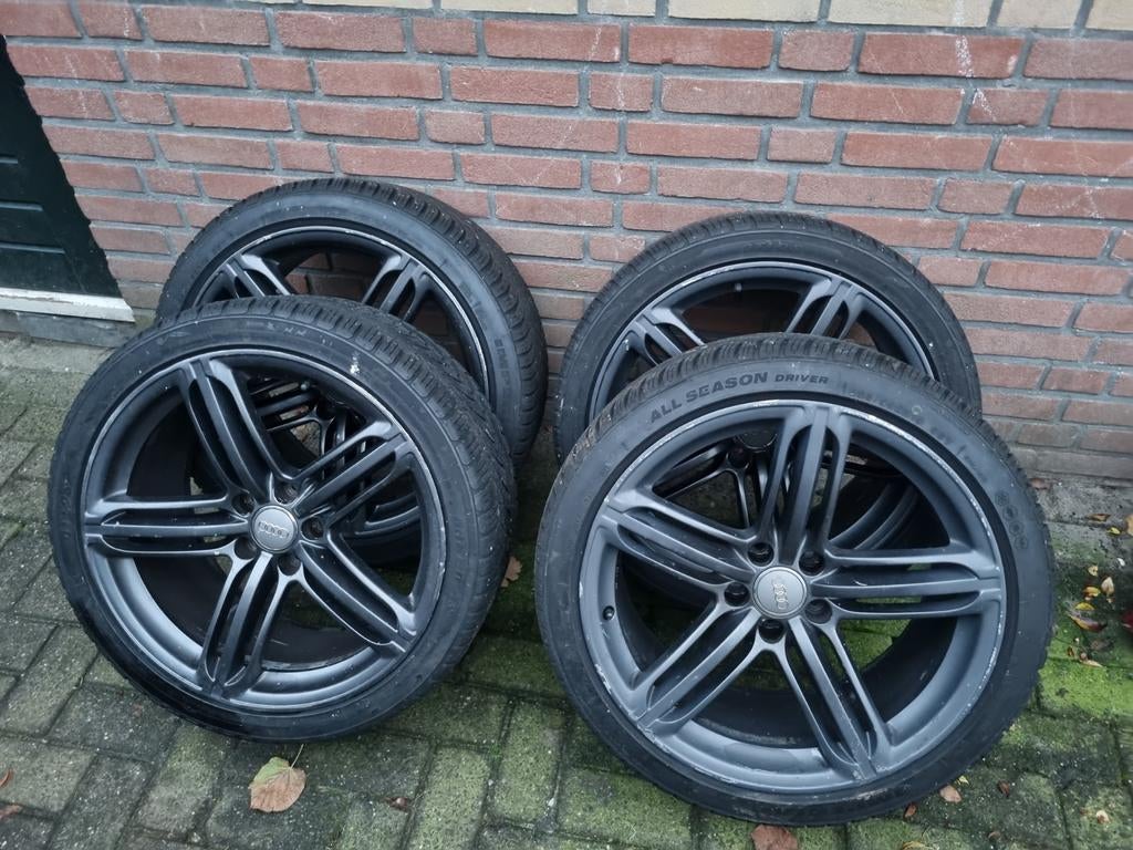 Audi velgen 19 inch, Auto-onderdelen, Banden en Velgen, 19 inch, Velg(en), Ophalen of Verzenden, 235 mm