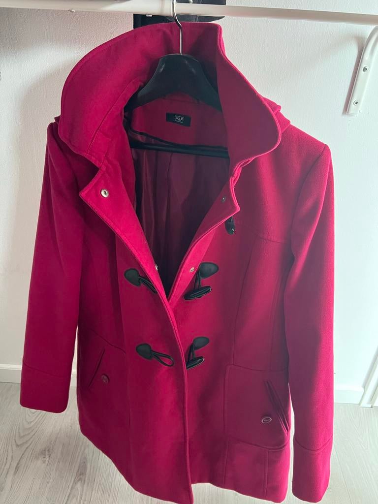 F&F Rode Duffle Coat Maat 42, Ophalen of Verzenden, Zo goed als nieuw, Maat 42/44 (L), Rood