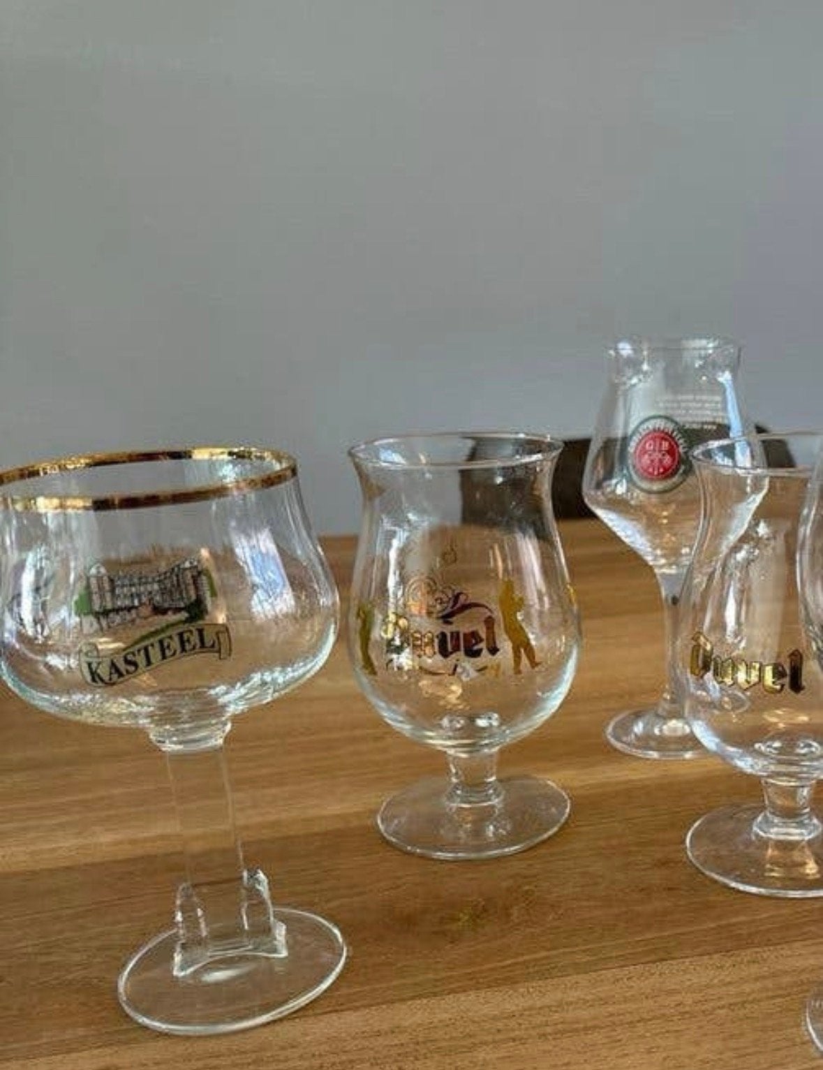 Gratis diverse items: glazen, fotolijstjes, mappen en meer, Ophalen, Gebruikt, Meerkleurig, Glas