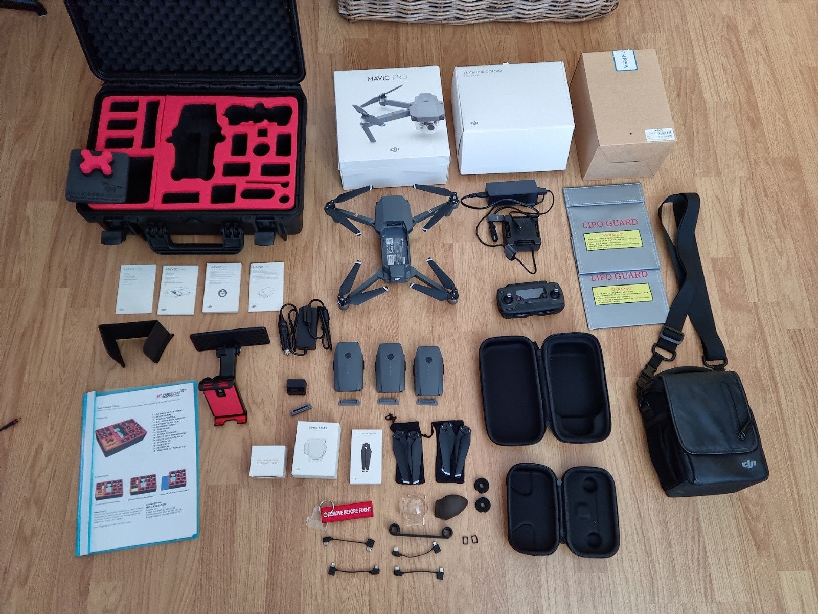 DJI Mavic Pro Fly More Combo - Complete set met koffer, Ophalen, 30 tot 45 minuten, Cameradrone, Zo goed als nieuw