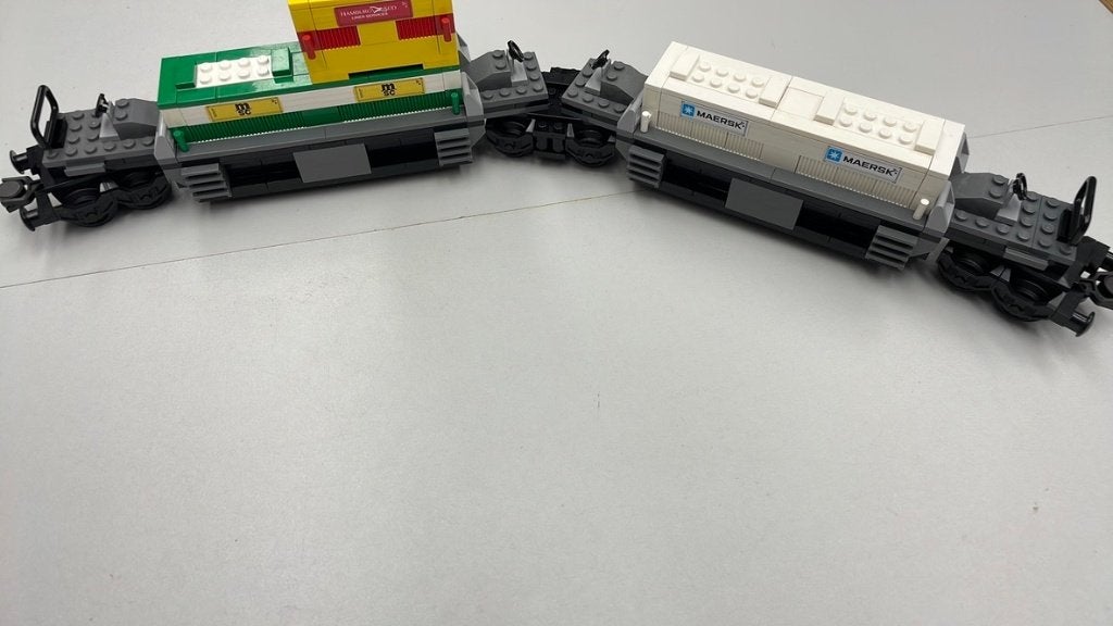 SB2042 Lego trein container wagons MEARSK + HAMBURG SUD + MS, Kinderen en Baby's, Ophalen of Verzenden, Zo goed als nieuw