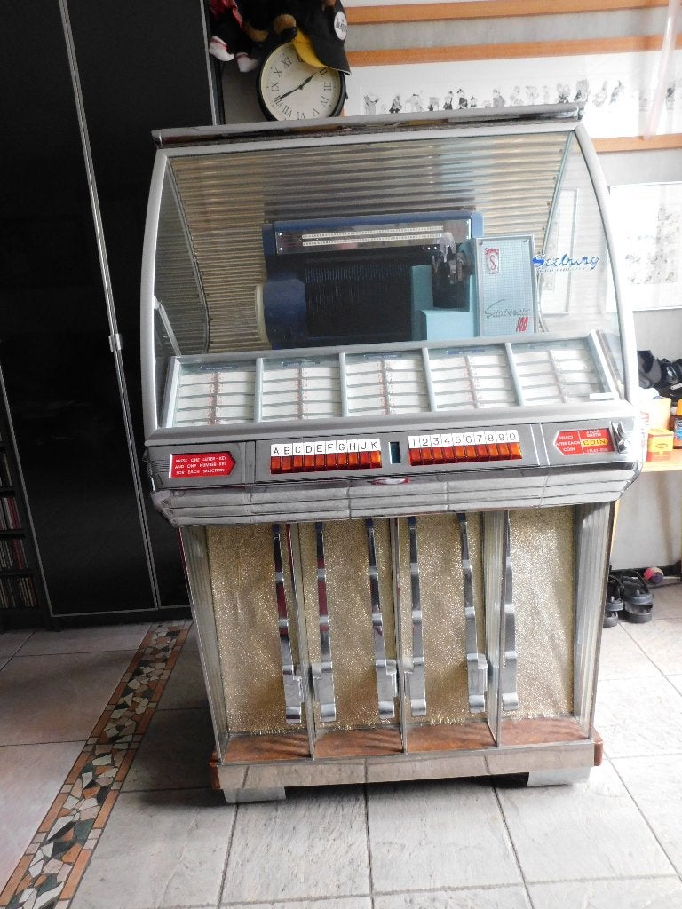 SEEBURG HF 100R/ JBG000154, Verzamelen, Automaten | Jukeboxen, Gebruikt, 1950 tot 1960, Seeburg, Ophalen