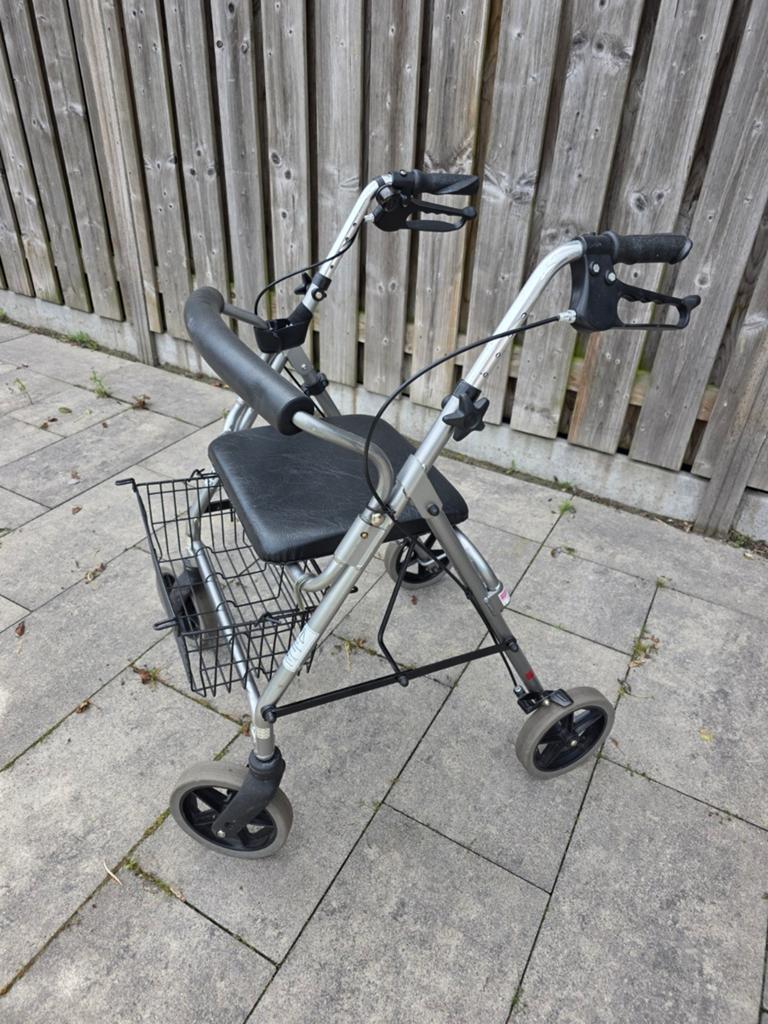 Rollator, Ophalen, Gebruikt