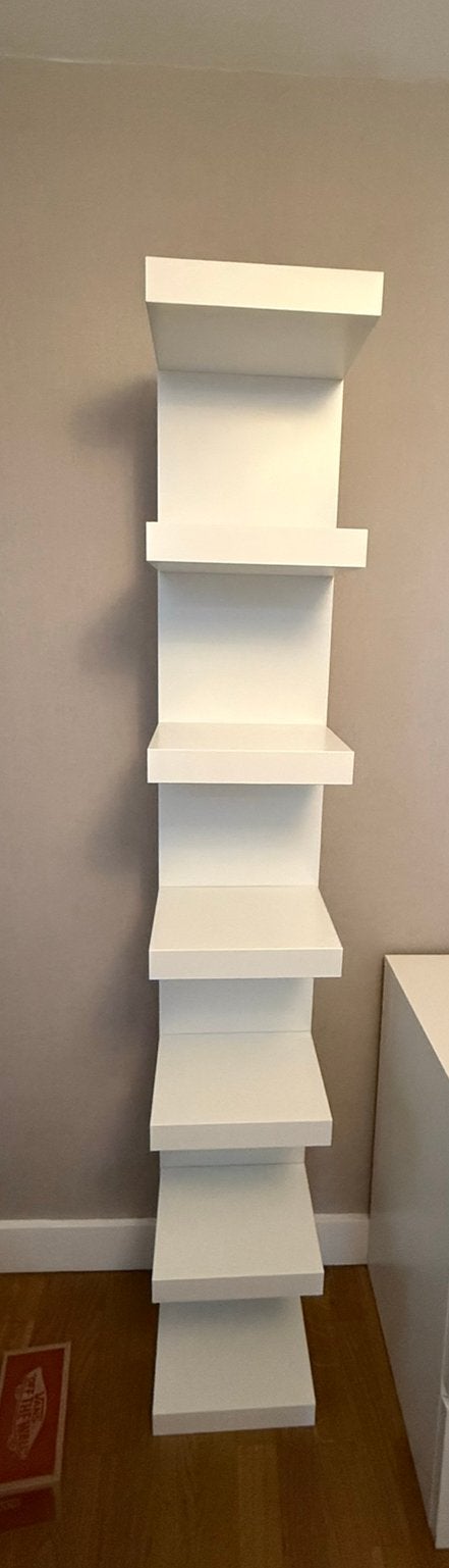 IKEA wandrek, Ophalen of Verzenden, Zo goed als nieuw, Hout, Cd's