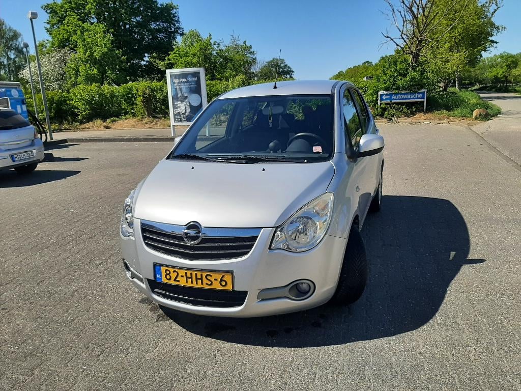 Opel Agila 1.2 16V 2008 Grijs, Auto's, Voorwielaandrijving, Stof, 40 €/maand, 4 cilinders