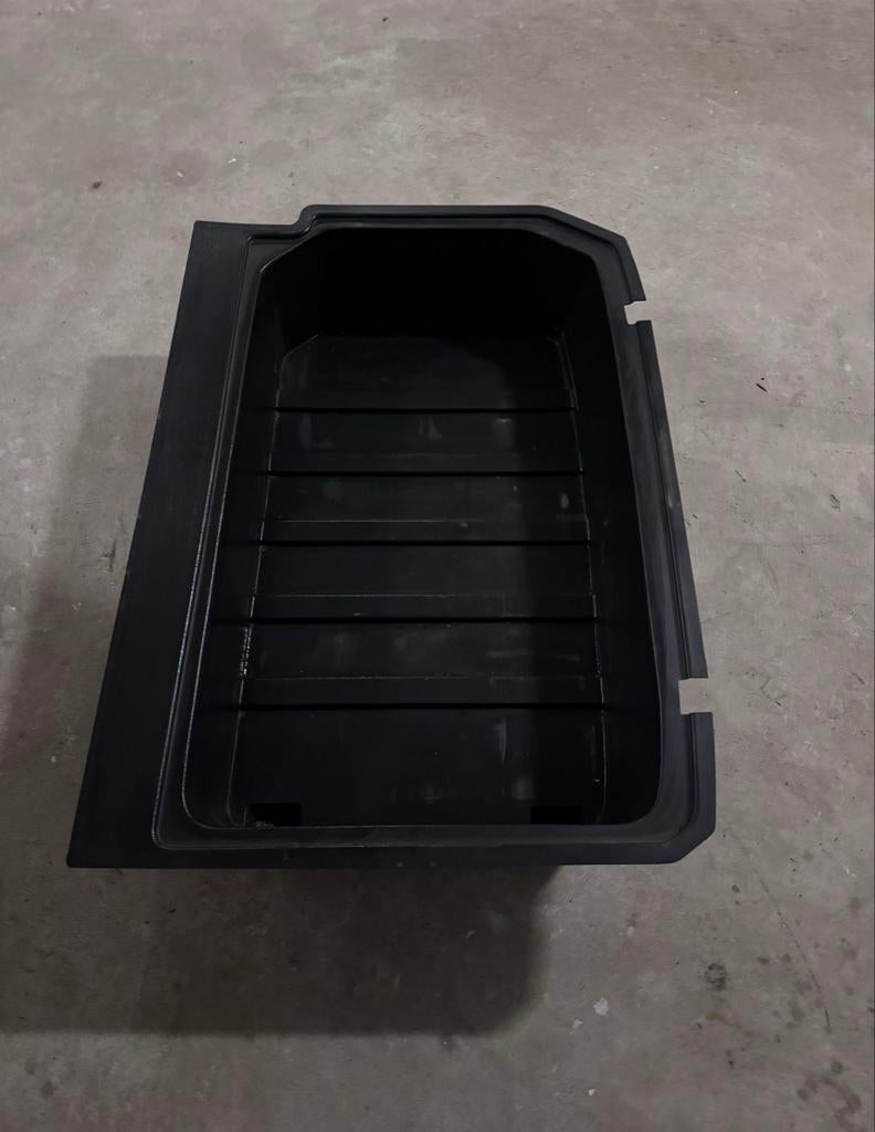 Plastic opberger Nissan Juke 2014 - Kofferbak Organizer, Auto-onderdelen, Ophalen, Gebruikt, Nissan