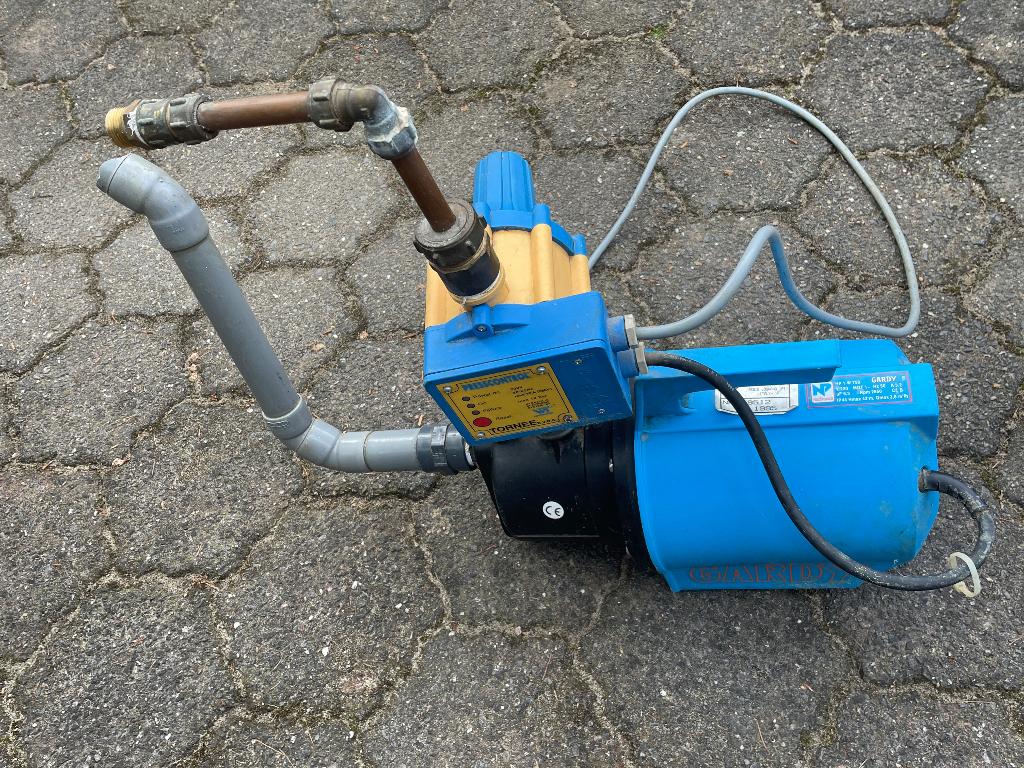 Nocchi centrifugaalpomp met filter, Ophalen, Gebruikt, Elektrisch, Overige typen