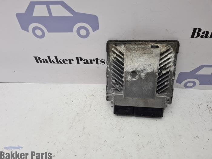 Computer Motormanagement van een Volkswagen Passat, Gebruikt, -, Volkswagen, -