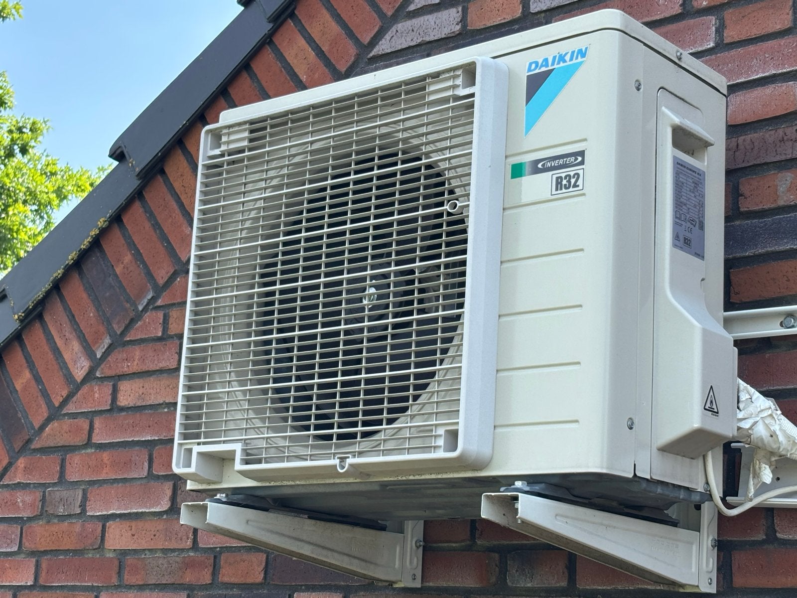 Daikin Split Unit Airco 3,5 kW met wandsteunen, Ophalen, Gebruikt, 3 snelheden of meer, Koelen en Ontvochtigen