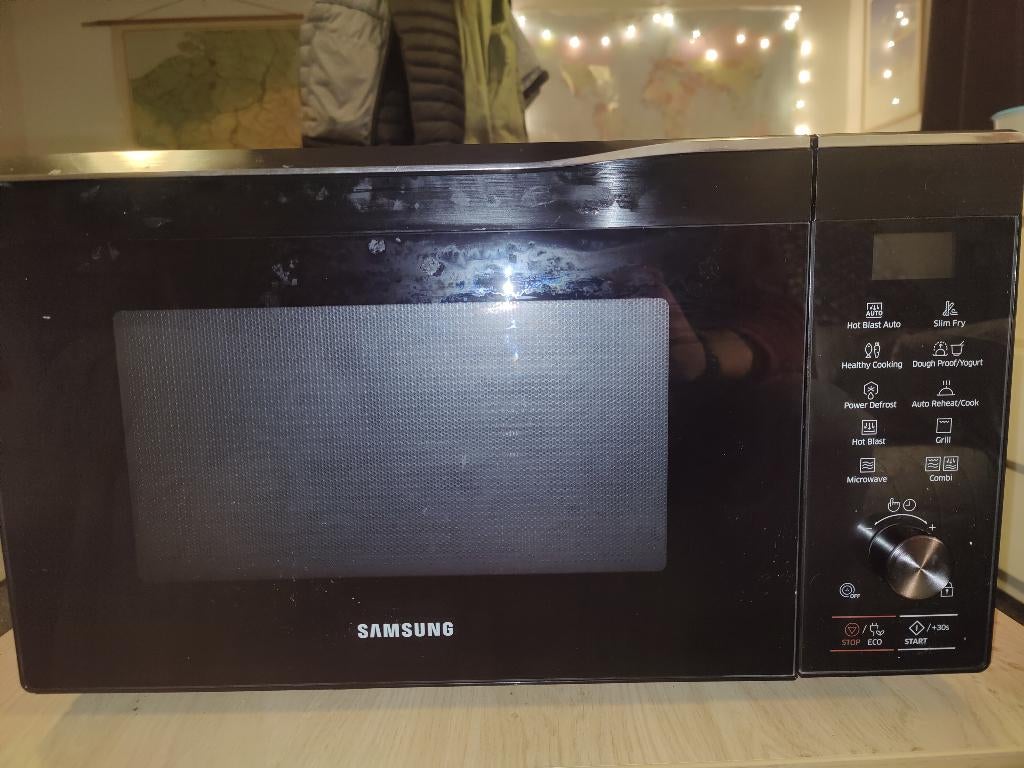 Samsung Combinatiemagnetron – 32L – 900W, Witgoed en Apparatuur, Ovens, Minder dan 45 cm, Gebruikt, Ophalen of Verzenden, Oven met grill