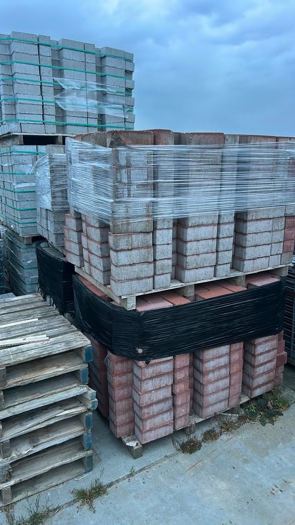 Rest betonklinkers 220m2, Klinkers, Nieuw, Ophalen of Verzenden, 10 m² of meer