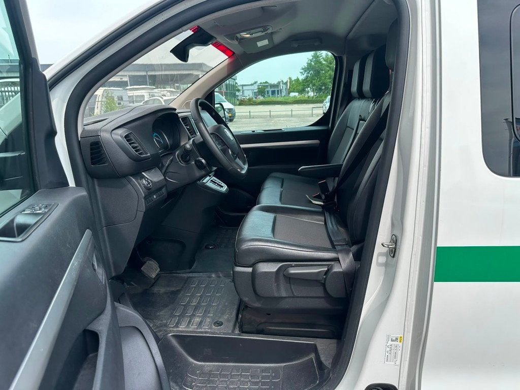 Fiat E-Scudo L3H1 SX 75 kWh | 9 persoons | of 6 met een rols, Navigatiesysteem, Zwart, Overige carrosserieën, Wit
