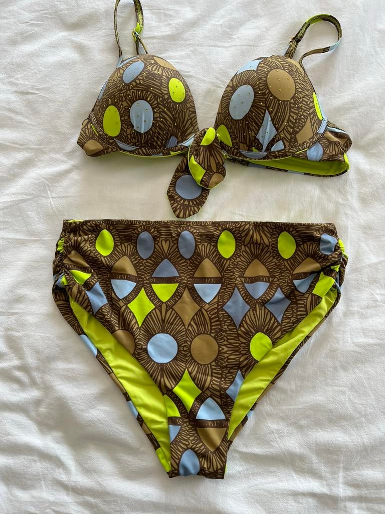 Bikini van het merk Sunflair maat 36 cup B, Ophalen of Verzenden, Zo goed als nieuw, Groen, Bikini