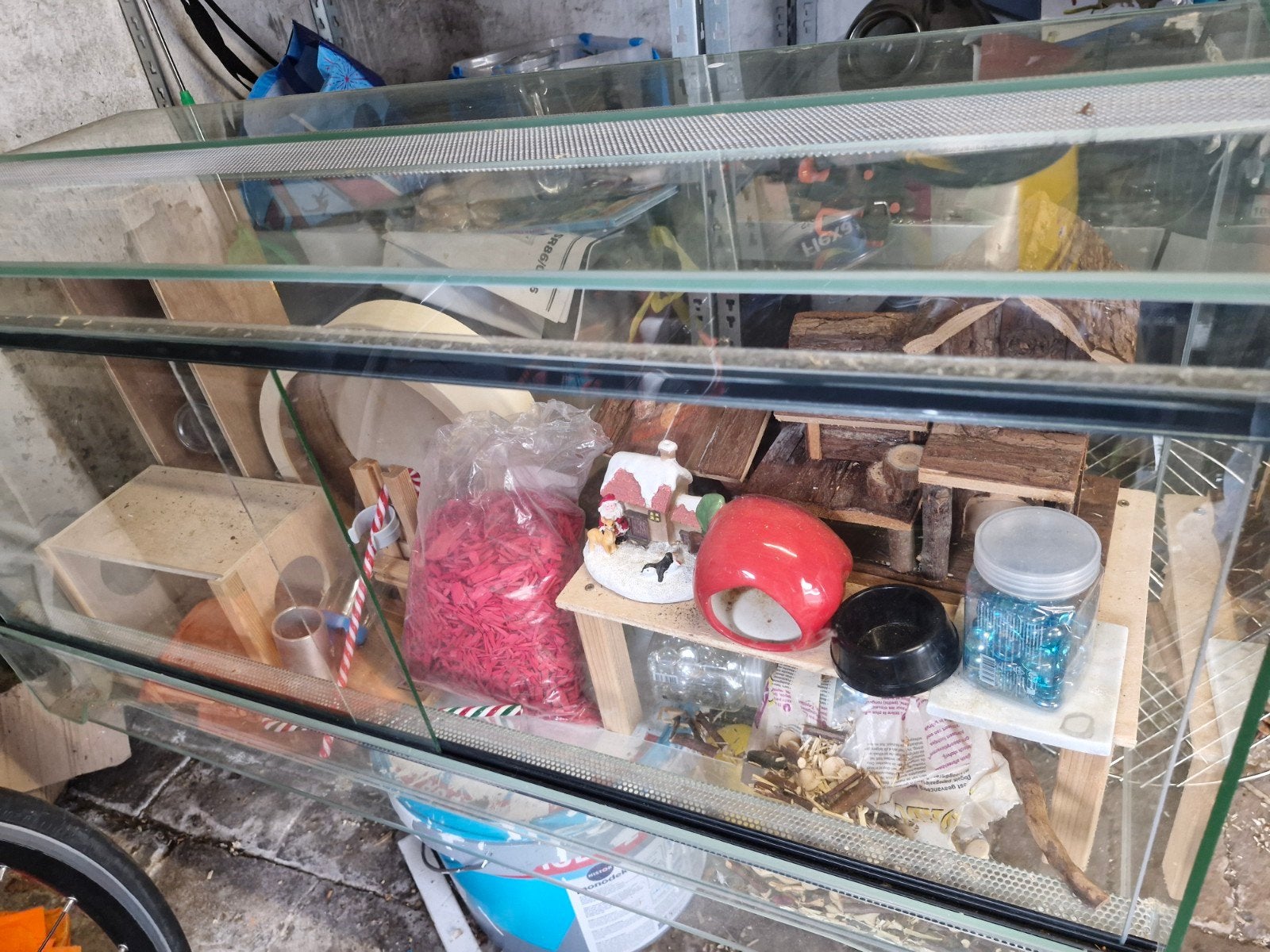 glazen hok evt met hamsterscaping spullen, Dieren en Toebehoren, Knaagdieren en Konijnen | Hokken en Kooien, Zo goed als nieuw