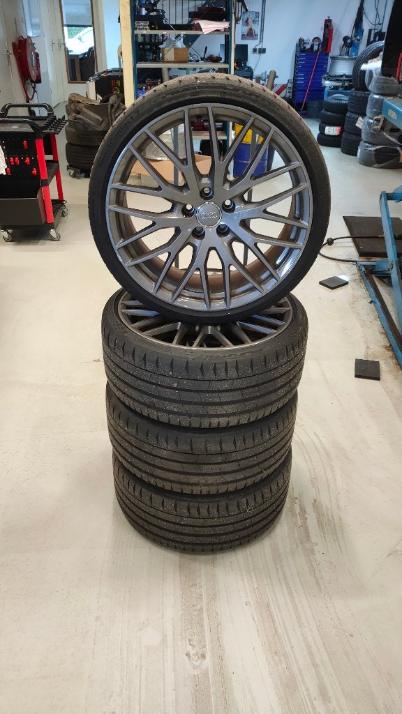 Set originele Audi TT 20" wielen (8S0601025S), Auto-onderdelen, Ophalen, Gebruikt, 255 mm, Banden en Velgen