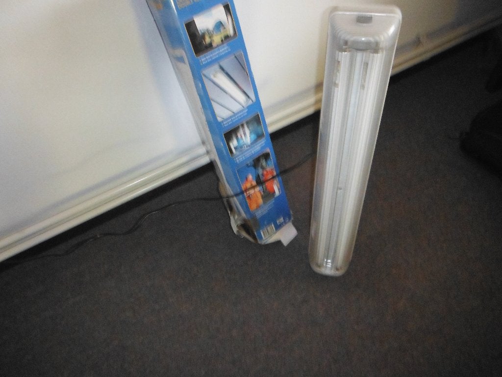 t l lamp voor bouw of camping oplaadbaar, Ophalen, Minder dan 50 watt, Met statief, Zo goed als nieuw